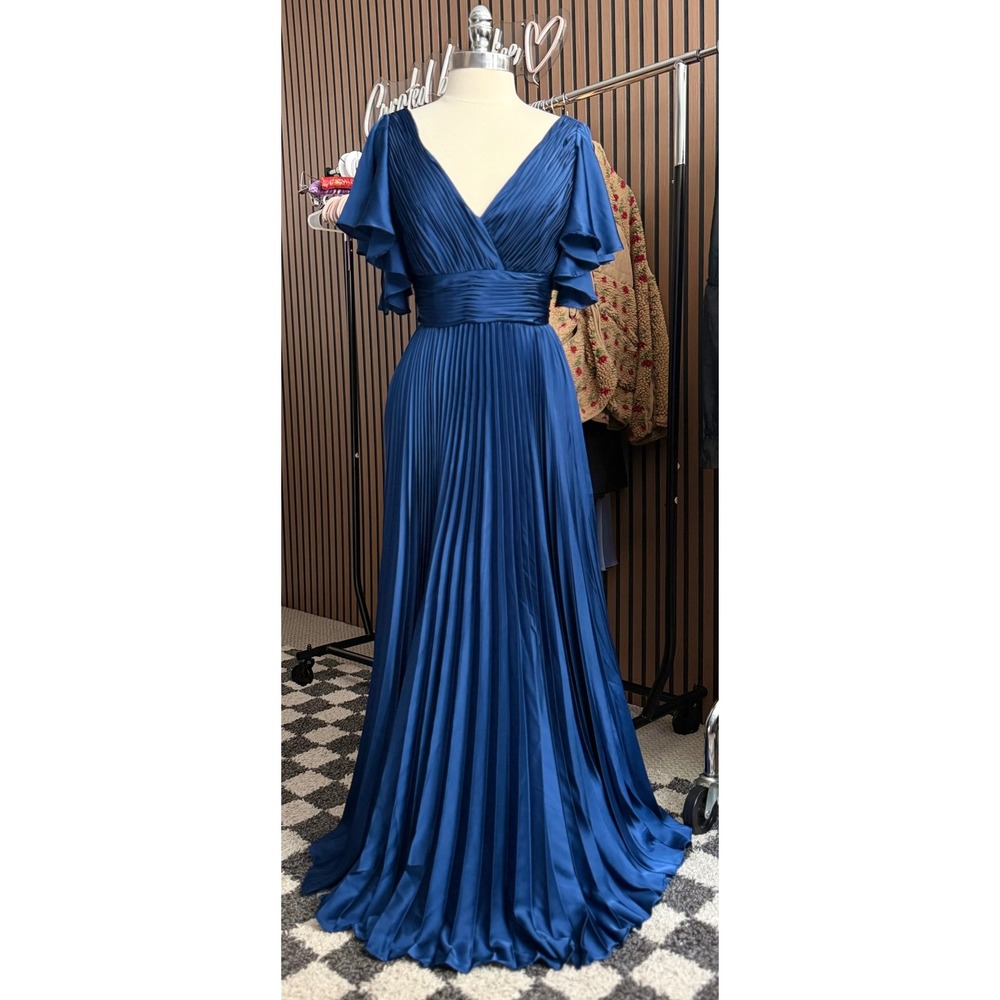 Mac Duggal Pleated Gown Women 6 Blue 49184 Flare Sleeve Maxi Dress